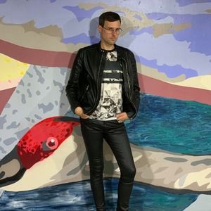 Meet your Posher, Christopher